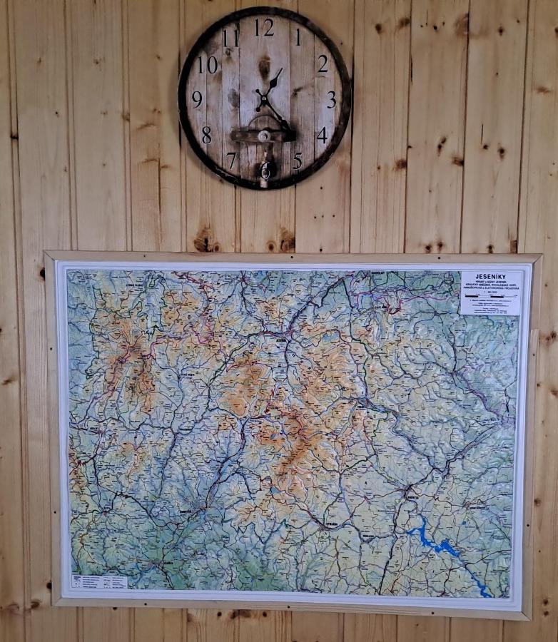 U Jesterky Se Saunou V Cene, Rejvizska 29, *